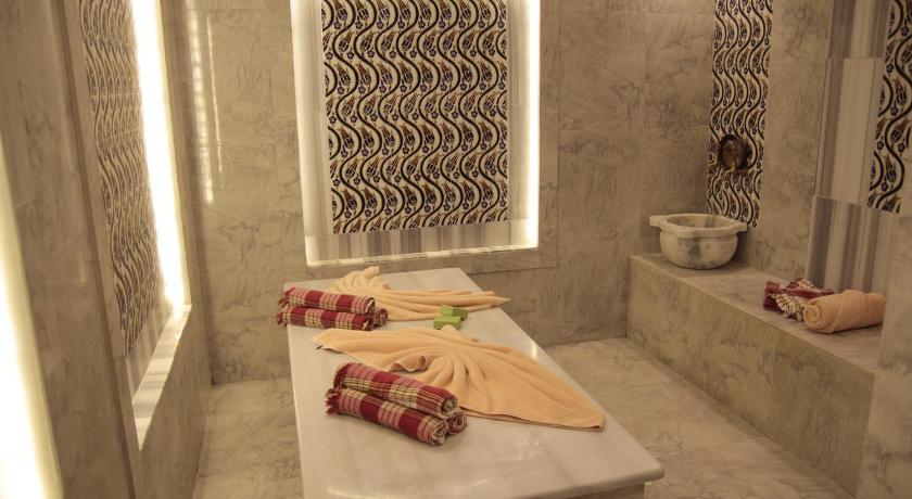 Rios Edition Hotel - image 11