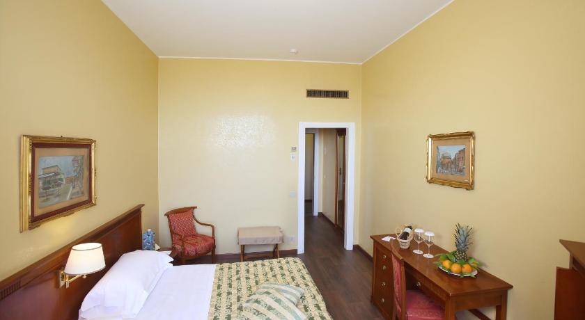 Excelsior Palace Hotel