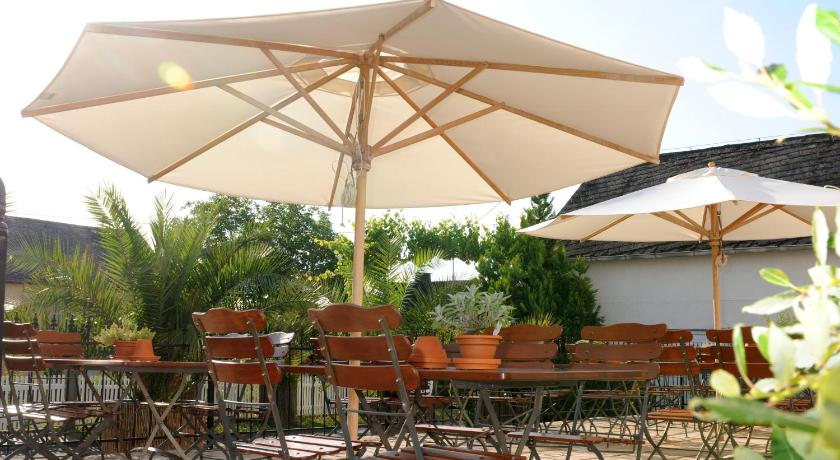 Gasthaus Weingut Stahl photo