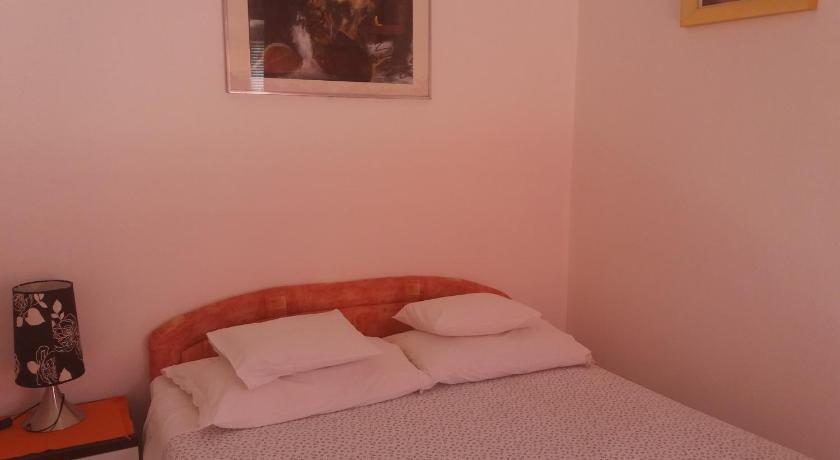Maja's Place Apartments photo