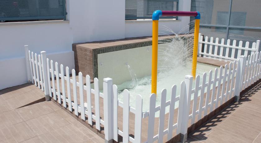 Deluxe Hostels & Suites Merida photo