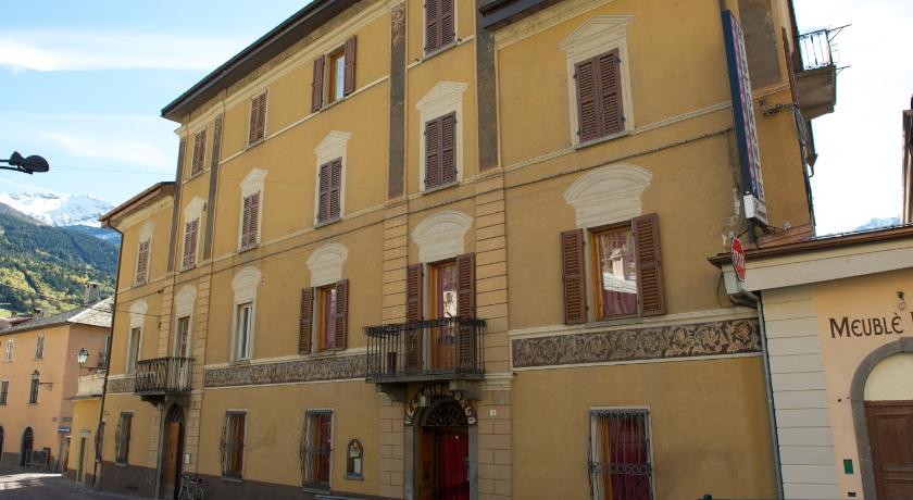 Camere vecchio borgo — Hotel in Bormio