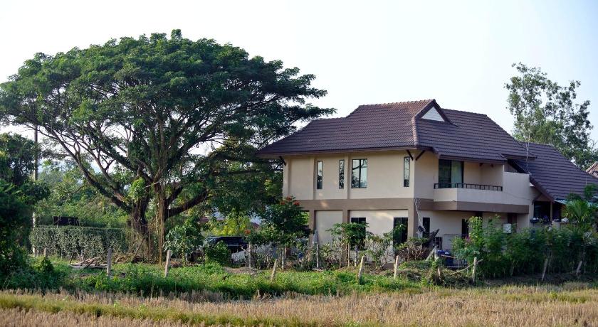 Jamjuree Garden – Chiang Mai, IA