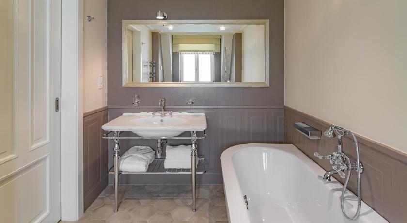 Rubin Luxury Apartments photo