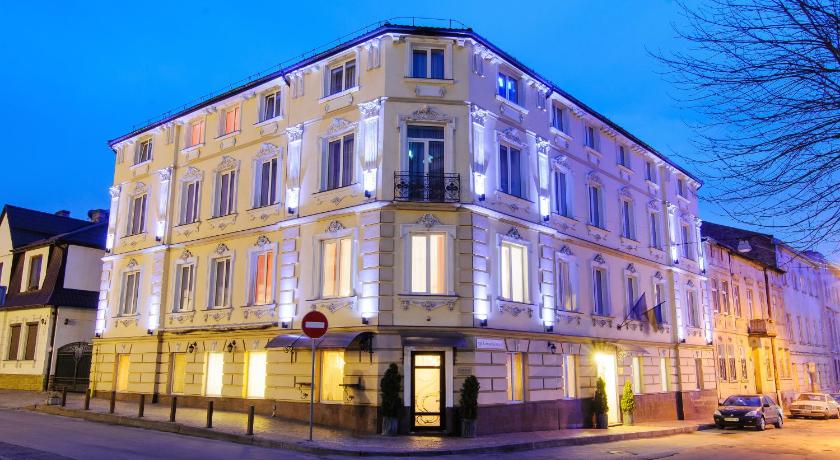 Hotel Irena photo