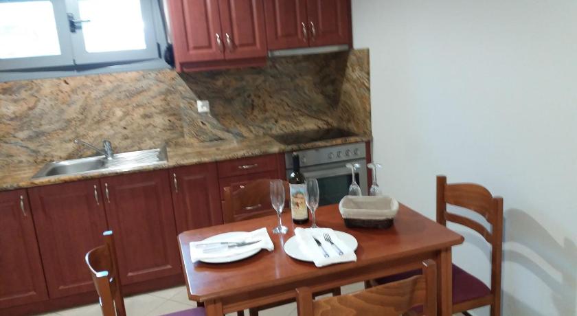 Spyros Apartments — Hotel in Kefalonia