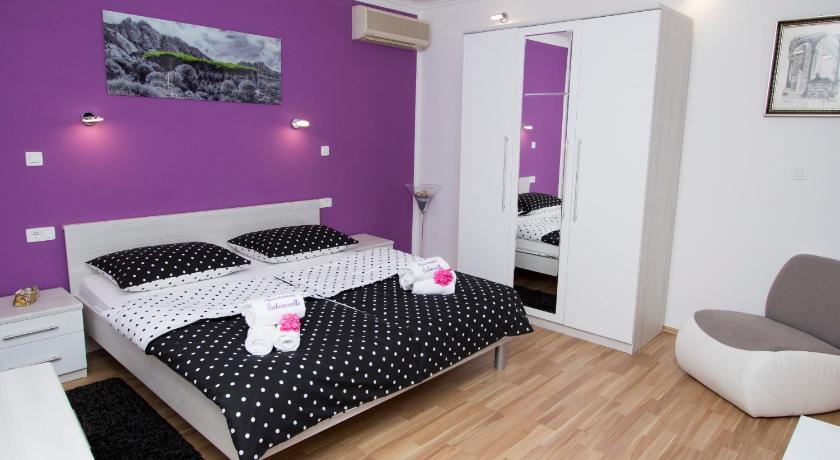 Apartment Sabioncello — Hotel in Split
