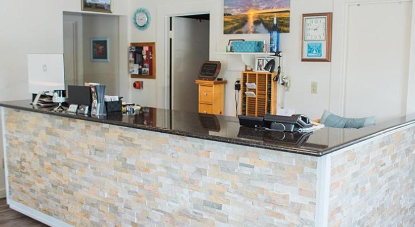 Waterside Inn Chincoteague Island photo