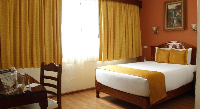 Image of 1 King Bed, Nonsmoking 3
