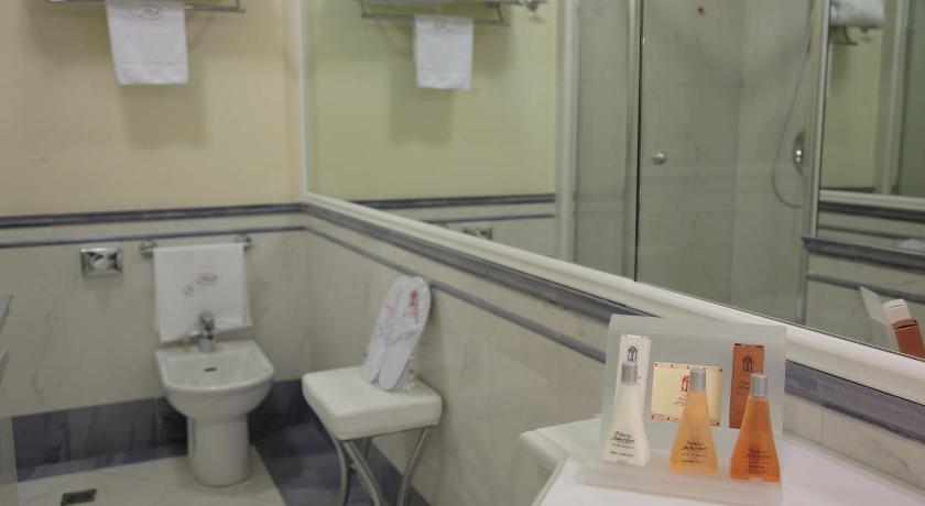 Image of Classic Double or Twin Room 2