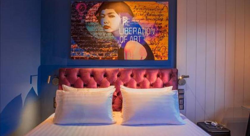 Image of Good Room 13