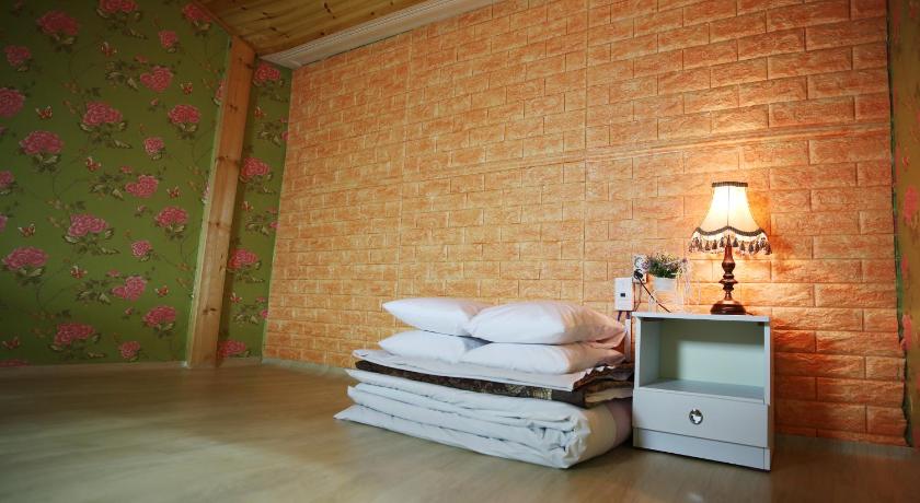 Image of Double Room 3