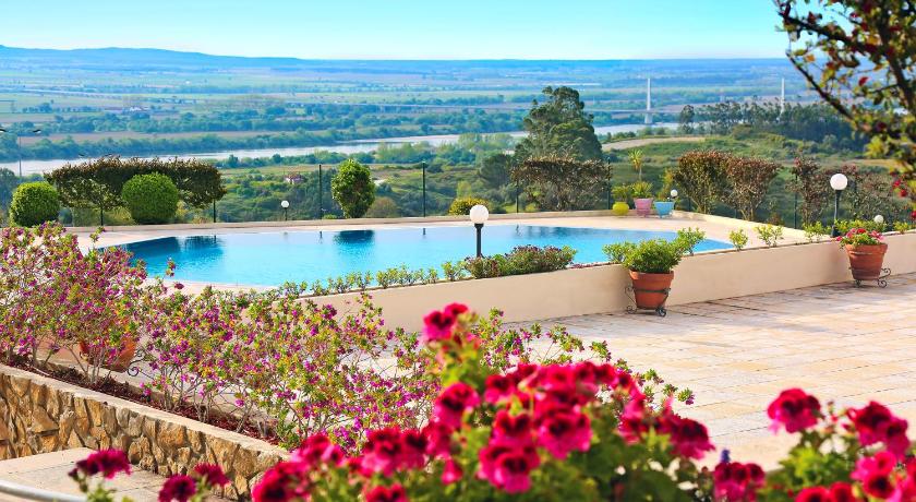 圣塔伦 Santarem Hotel 4星级 酒店 泳池