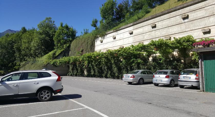 マロンノ Hotel Eternita 3つ星 ホテル プール