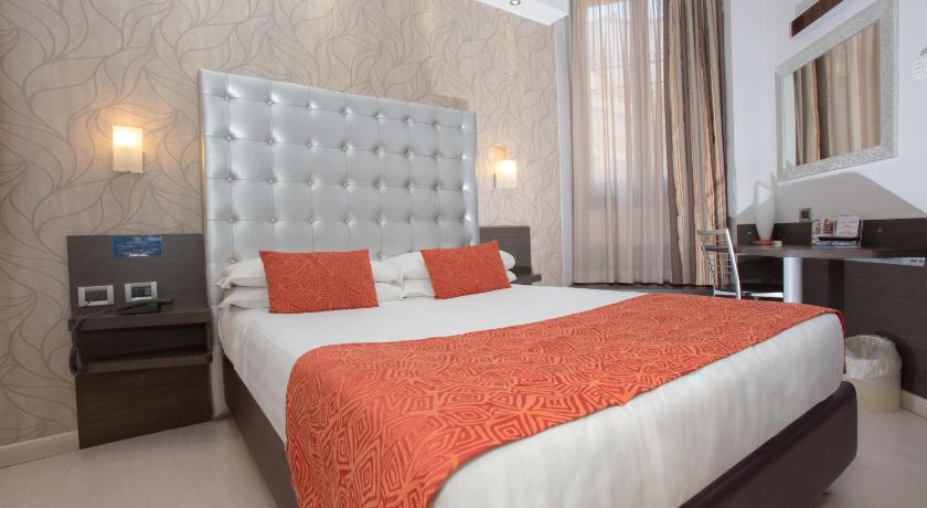 Kétszemélyes standard szoba (Double Standard Room) fotója 4