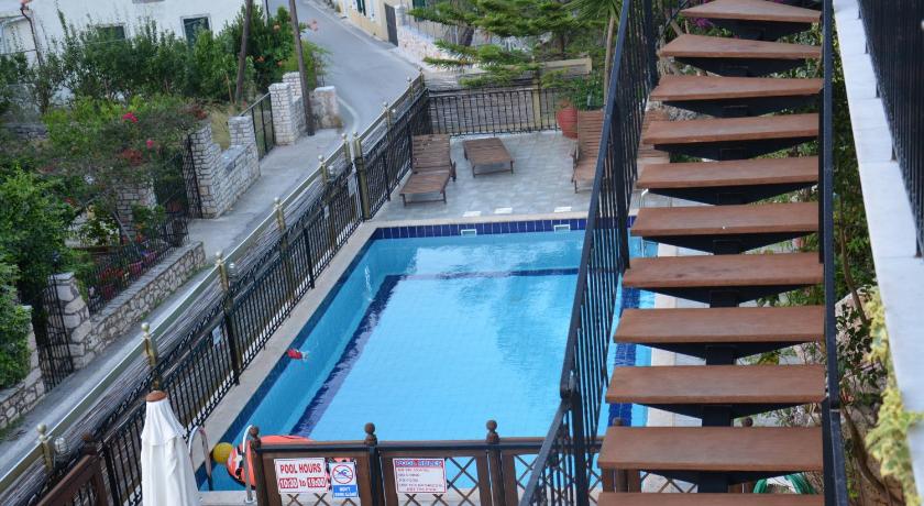 Aristotelis Apartments photo