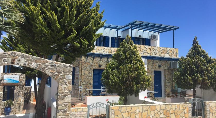Serifos Palace — Hotel in Serifos Island