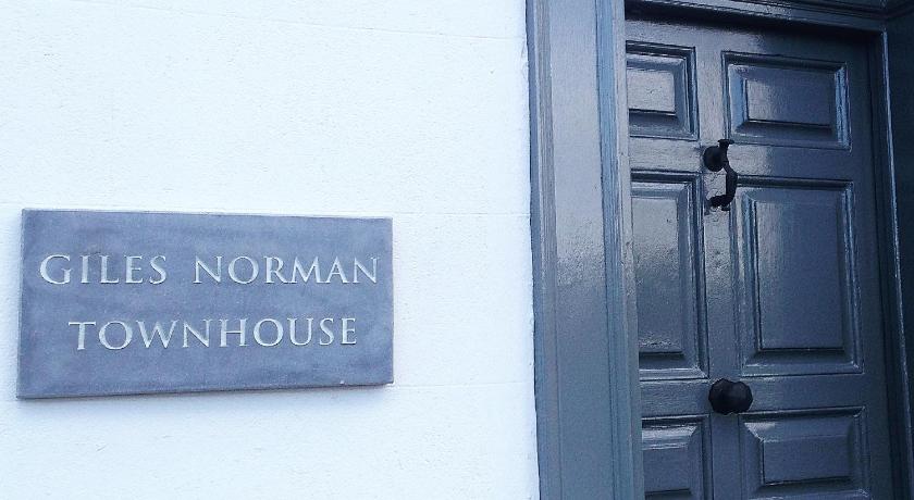 Giles Norman Gallery & Townhouse photo