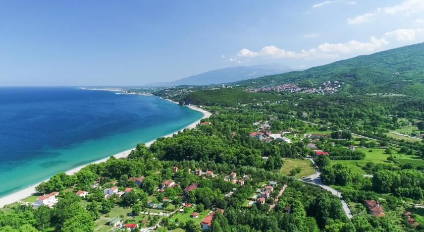 Sintrivanis Resort Beach. photo