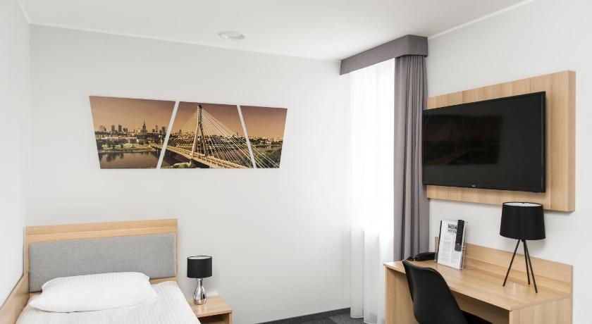 Waw Hotel Airport Okecie photo