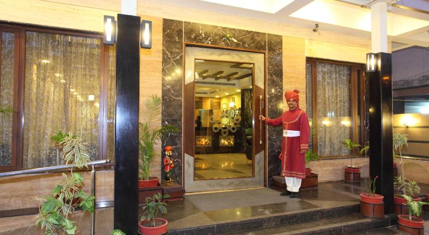 Amantra Comfort Hotel photo