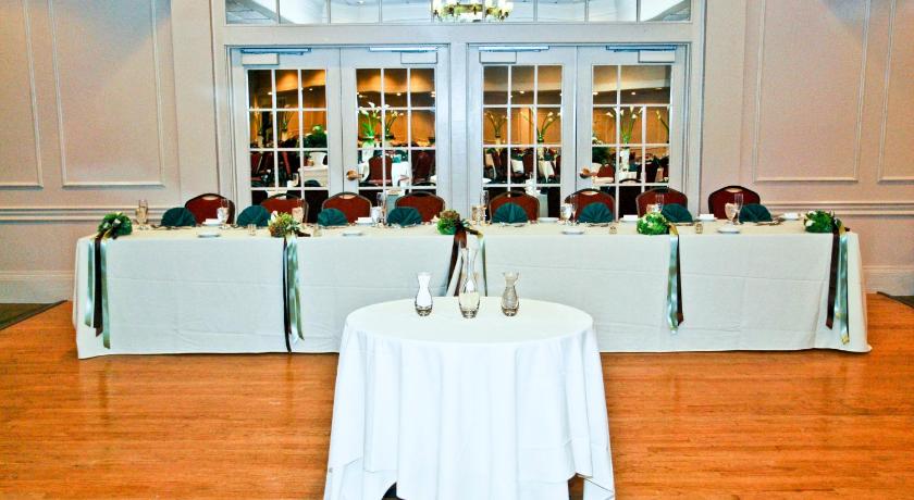 シーコンク (マサチューセッツ州) Ramada by Wyndham Seekonk Providence Area 3つ星 ホテル 客室