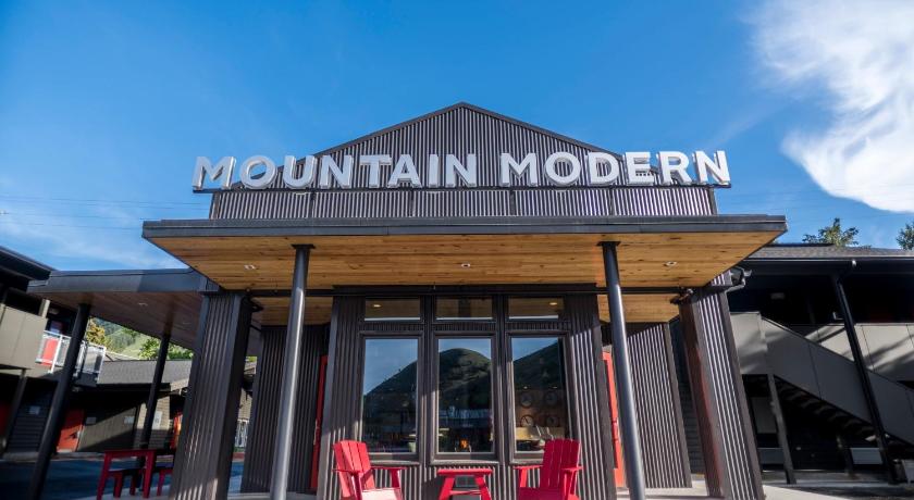 Mountain Modern Motel