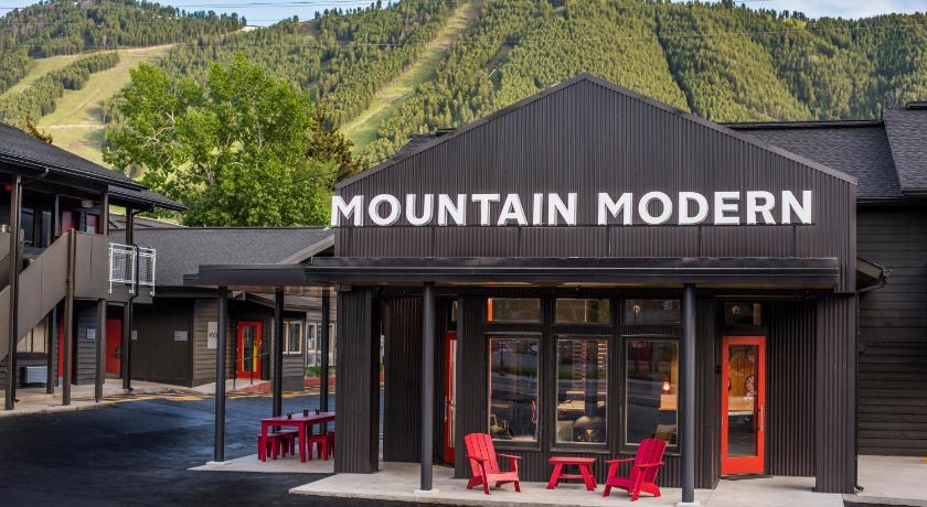 Mountain Modern Motel