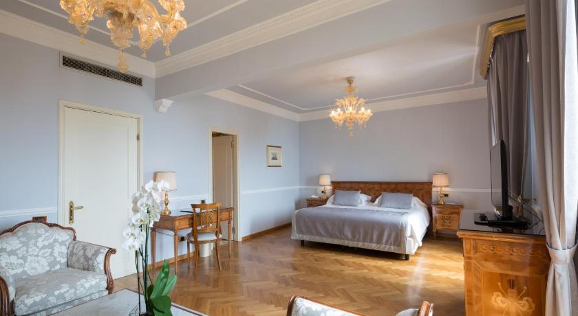 Фото: Полулюкс с видом на море (Junior Suite with Sea View) 5