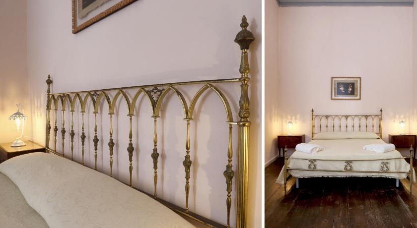 Image of Triple Room with Private External Bathroom 6