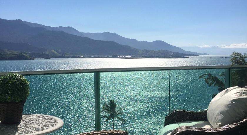 Suites na Casa da Praia — Hotel in Ilhabela