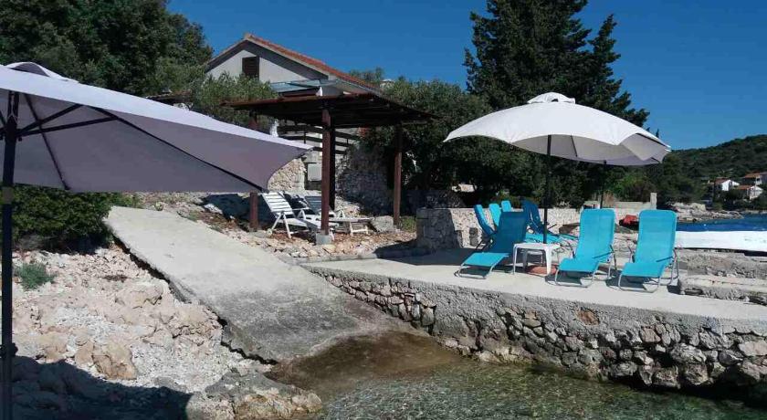 Villa Rose Ann photo