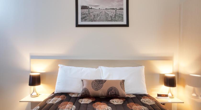 High Street Motor Inn — Hotel in Stanthorpe