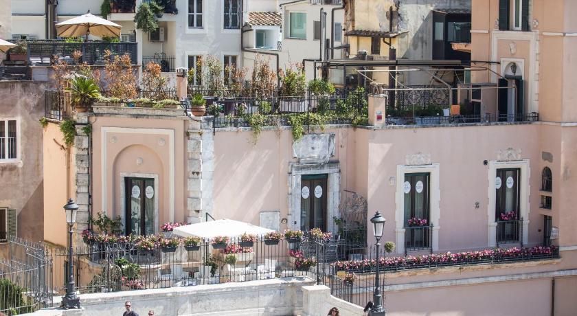 ローマ Royal Suite Trinita Dei Monti Rome 4つ星 ホテル ロビー