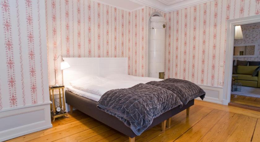 Image of One-Bedroom Apartment 9