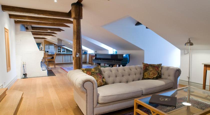 Image of Prestige Suite 4