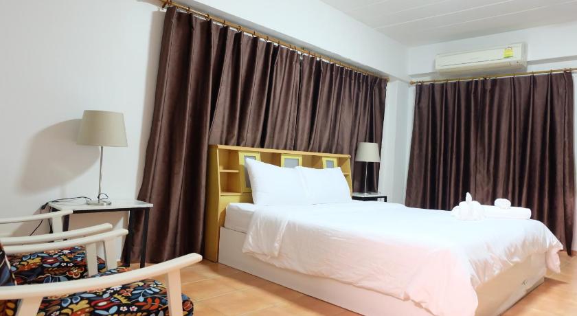 Image of Deluxe Room 3