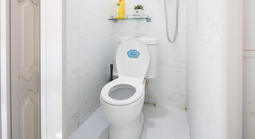 TST MTR 4 bedrooms with 2 bathroom luxury Apart ment photo