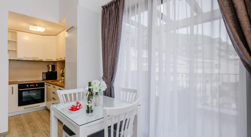 Opium Mar Apartments photo