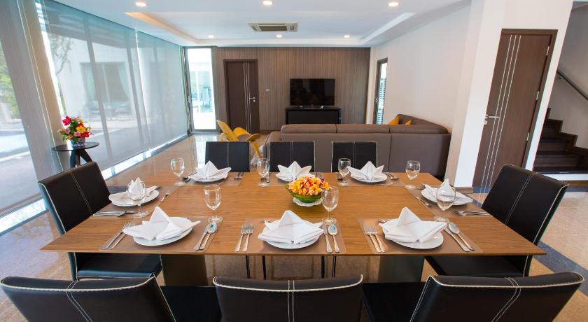 Image of Premiere Nine-Bedroom Villa with Private Pool -Beach Front 11