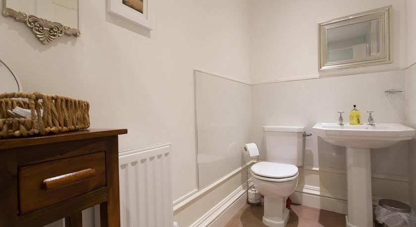 Cedars Guest House photo