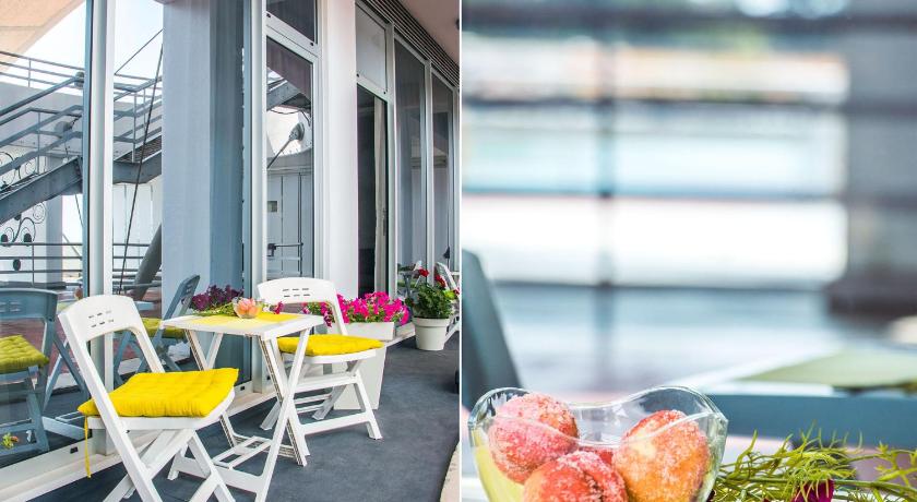 IDRO Studio Apartments directly at the beach photo