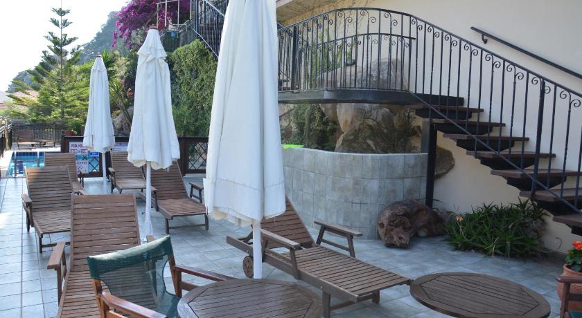 Aristotelis Apartments photo