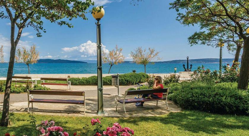 Villa IPM Luxury with private pool photo