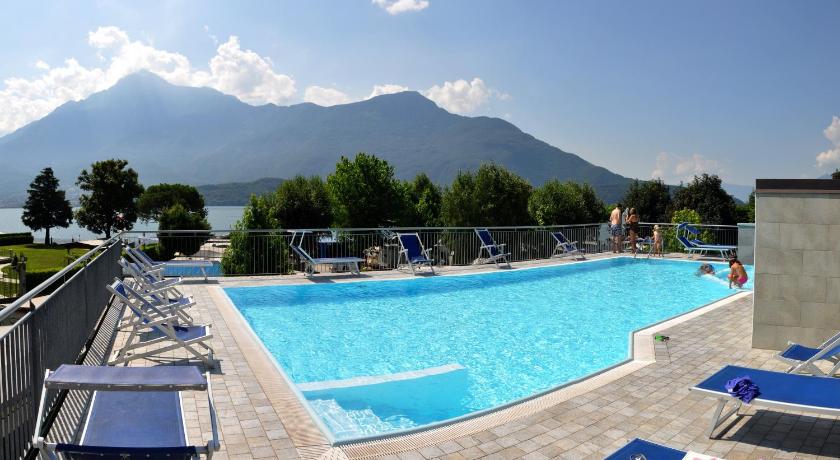Camping Villaggio Paradiso — Hotel in Domaso