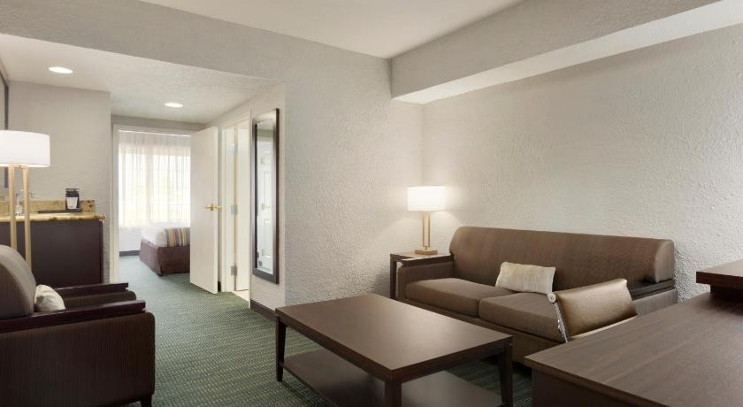 Country Inn & Suites by Radisson, Vero Beach-I-95, FL