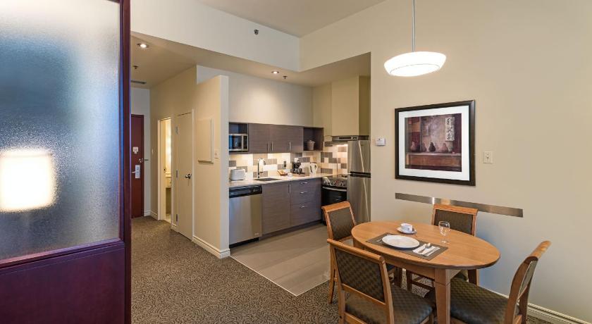 Le Square Phillips Hotel & Suites