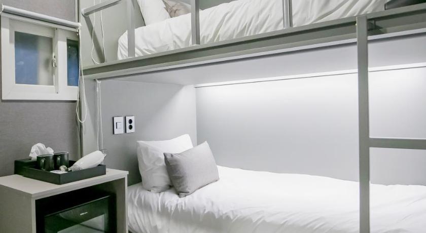 首尔 Philstay Myeongdong Station 2星级 酒店 大堂