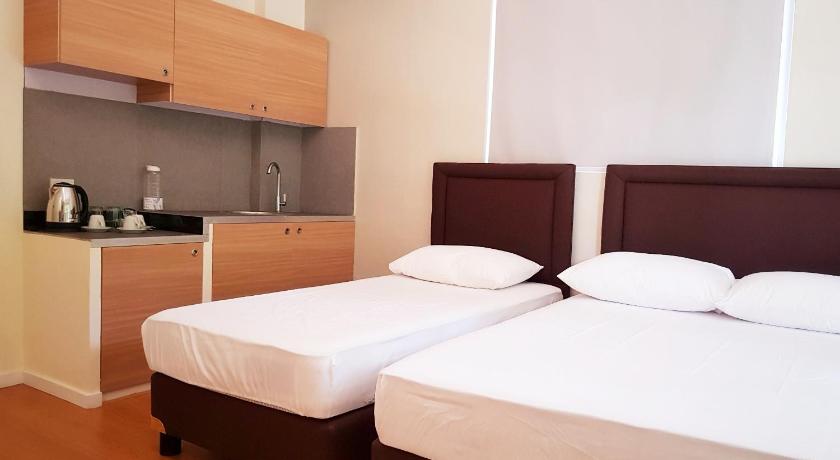 Image of Triple Room 1