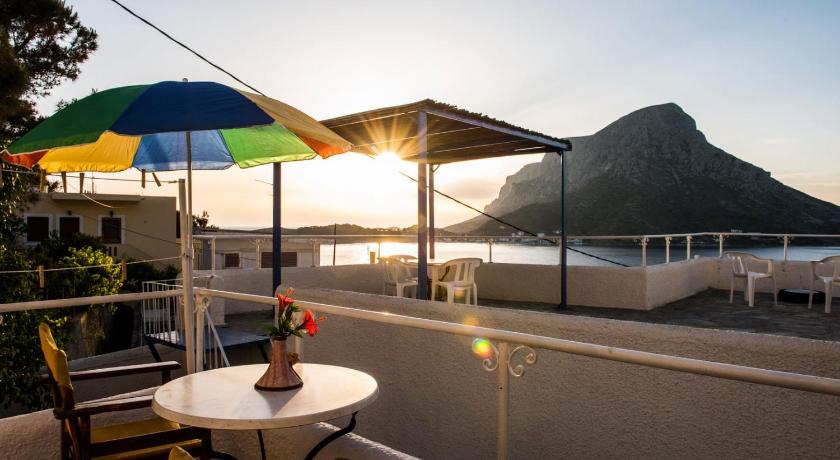 Hotel Aegean Home Studios & Apartments photo
